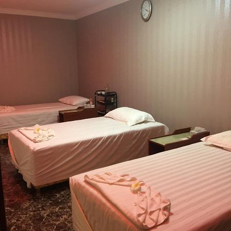 Apollo Hotel Yangon Eksteriør bilde