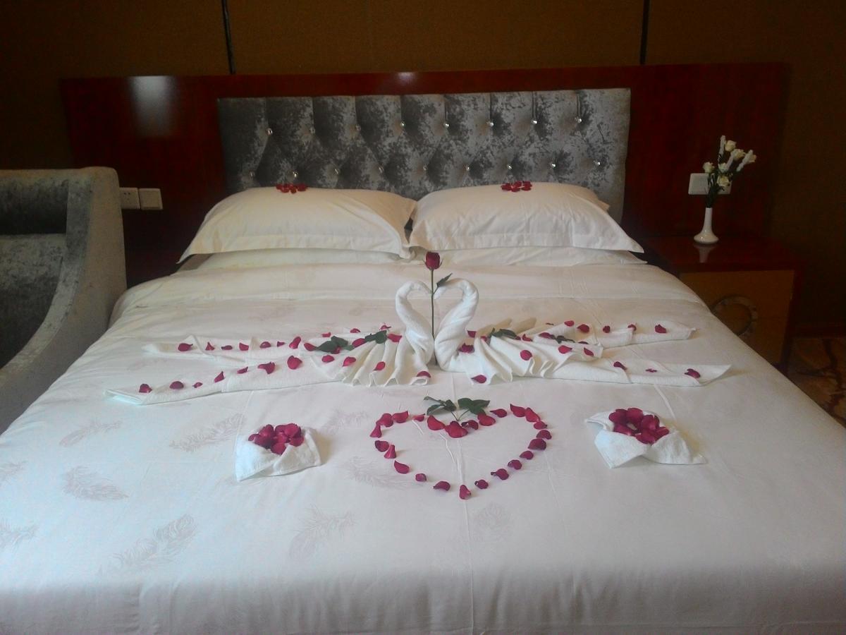 Apollo Hotel Yangon Eksteriør bilde